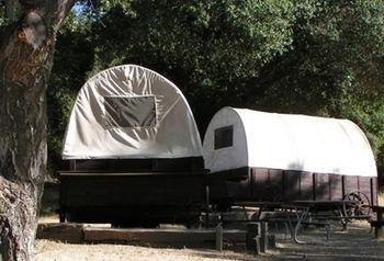 Rancho Oso Rv & Camping Resort Goleta Luaran gambar