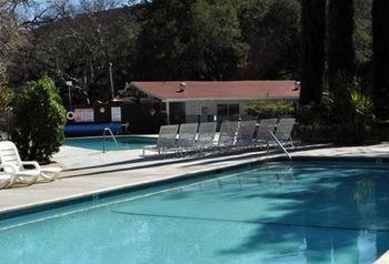 Rancho Oso Rv & Camping Resort Goleta Luaran gambar